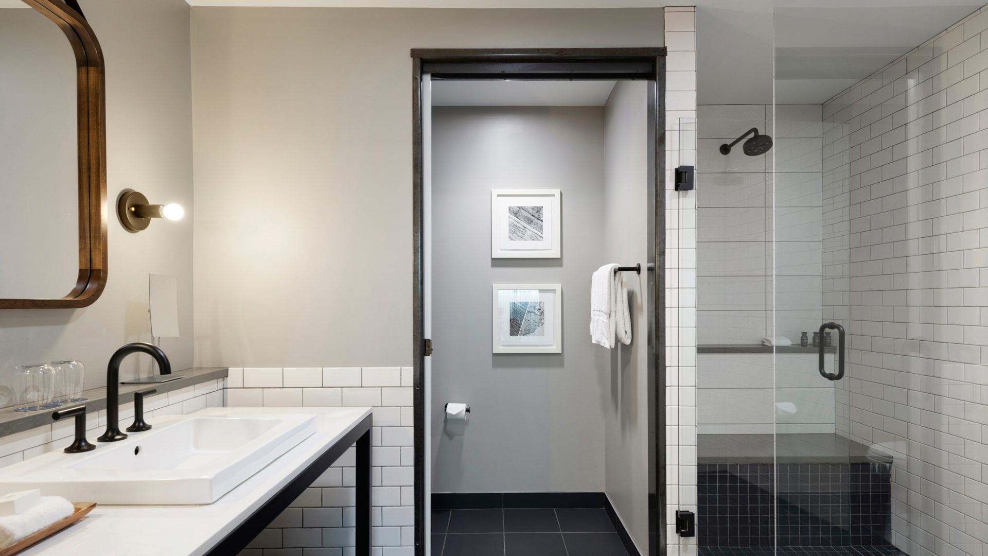 Hewing Atrium Suite Bath