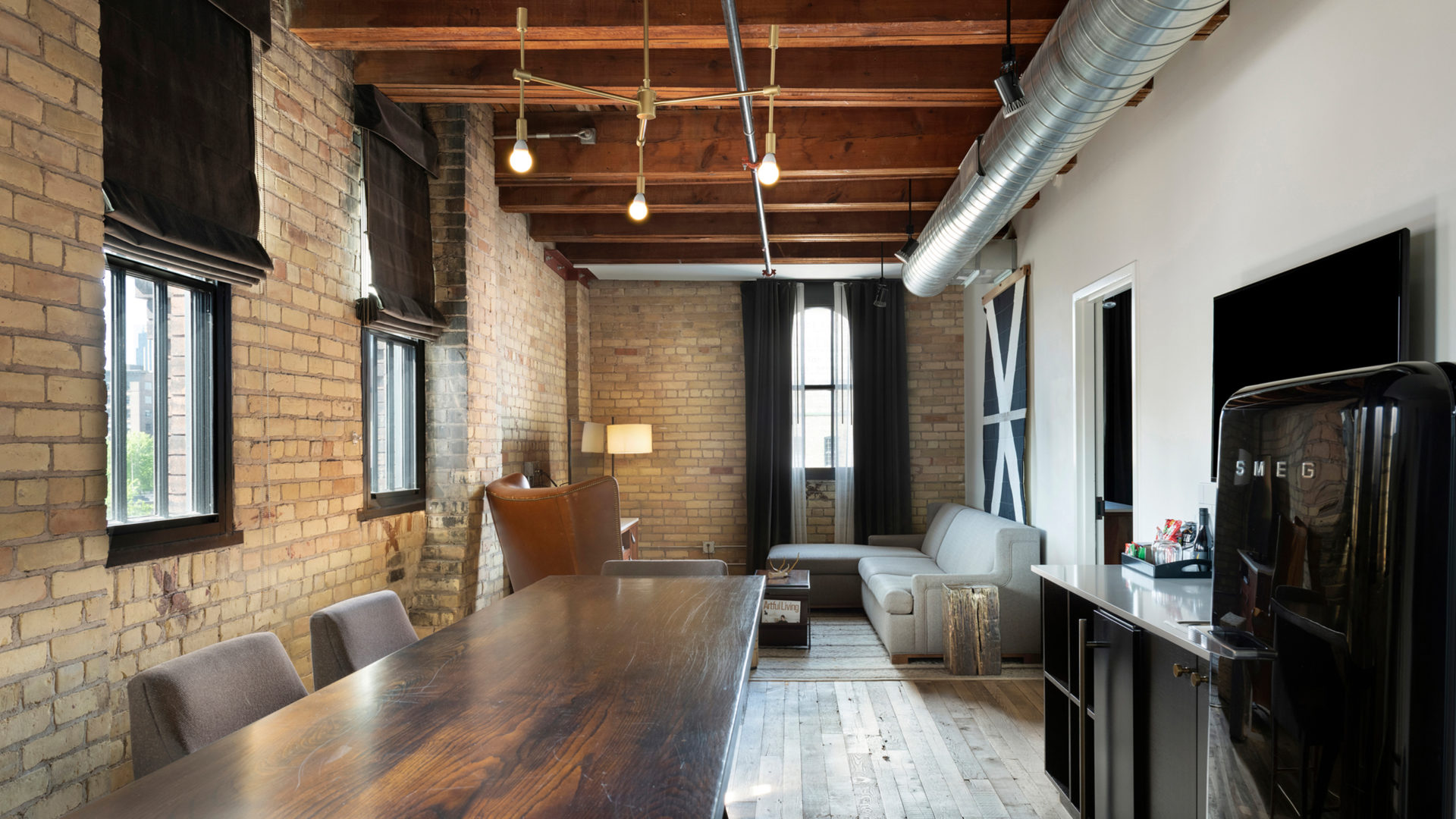 George Henry Suite Living