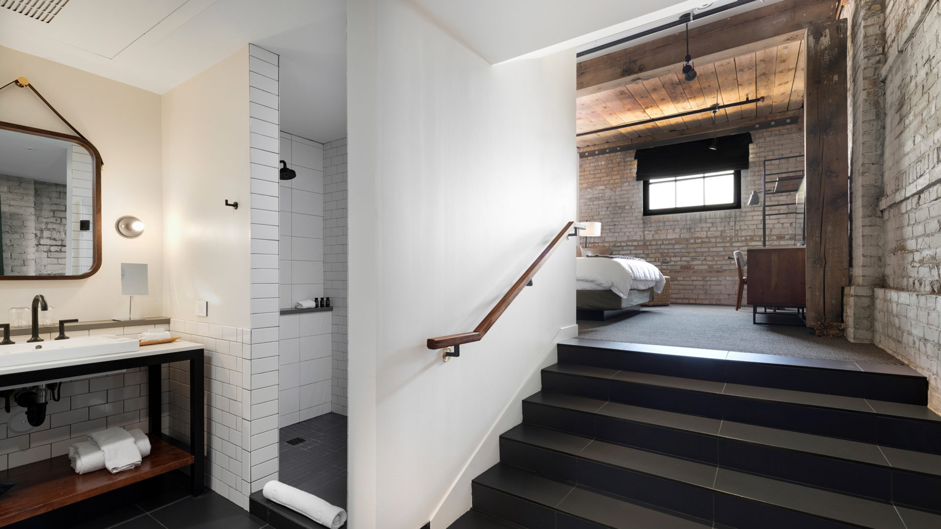 Loft King Bath